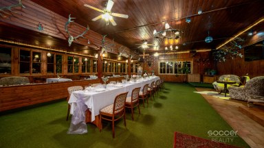 Lovecký hotel Jivák – perla svatojiřských lesů u rybníka Jívák