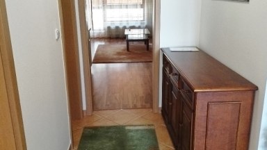 Pronájem bytu 3+kk/L/G, 82 m2, ulice Pod Haltýřem, Praha – Kunratice.