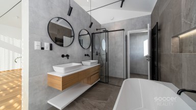 Prodej luxusního rodinného domu, 6+kk/T/L/G, Předboj.