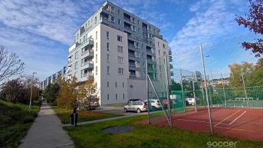 Prodej garážového stání v ulici Přeštická, Praha - Hostivař. 