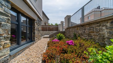 Nadstandardní velmi krásný byt ve vile se zahradou.