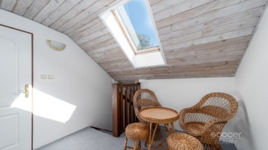 Malebný dům s příjemnou zahradou v atraktivní lokalitě.