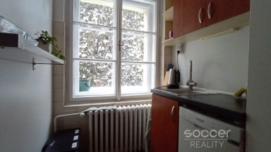 Pronájem kanceláře 3+1, 70 m2, Praha 6 - Bubeneč, ul. Na Zátorce.