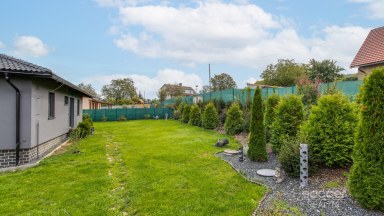 Rodinný dům 4+kk s terasou a zahradou, Kaňk u Kutné Hory.