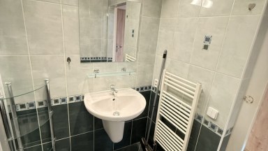 Pronájem bytu 1+kk, 26m2 v Praze 3- Jeseniova ulice