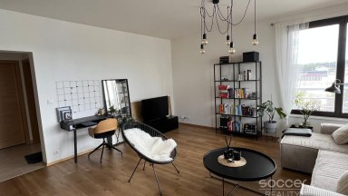 Pronájem bytu 2+kk/B/G, 58 m2, ulice Sousedíkova, Praha 9 - Vysočany. 