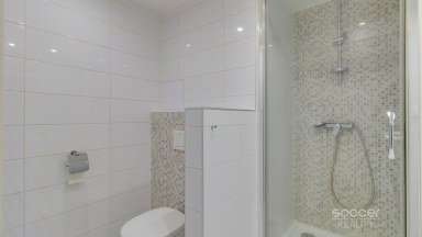 Prodej zrekonstruovaného bytu 2+kk, 47 m2, ul. Za Sídlištěm, Praha 4 - Komořany. 