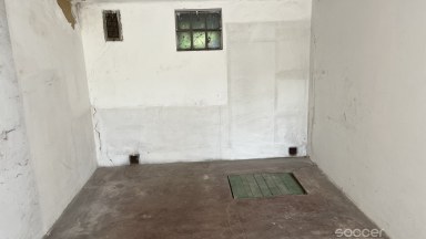 Pronájem garáže 18 m2, Mělník, nedaleko ul. Mladoboleslavská. 