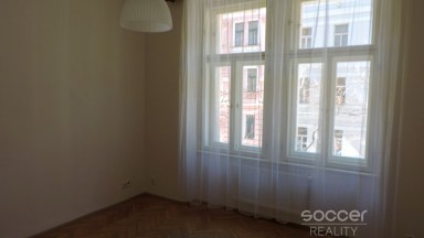 Pronájem bytu 3+kk v Praze 2 - Vinohrady, ulice Budečská.